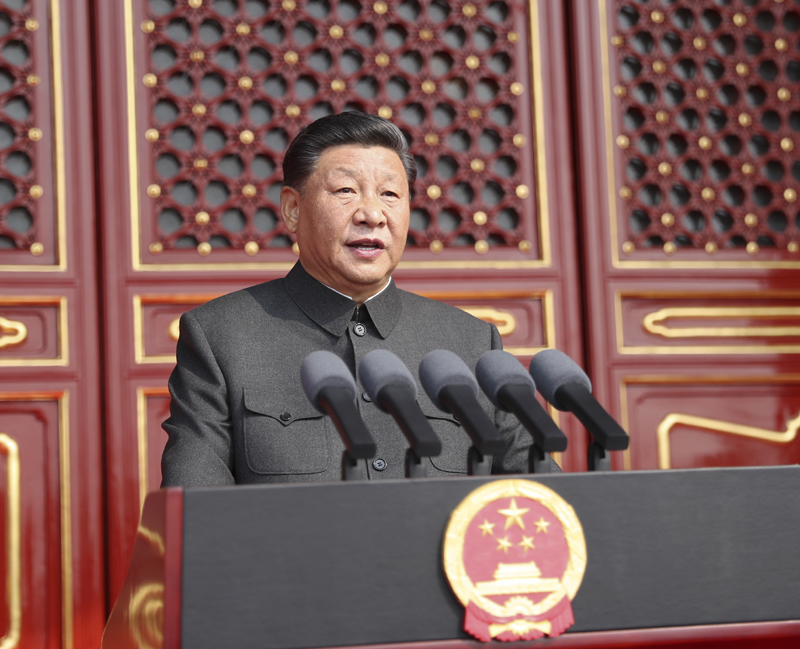 10月1日上午，慶祝中華人民共和國(guó)成立70周年大會(huì)在北京天安門(mén)廣場(chǎng)隆重舉行。中共中央總書(shū)記、國(guó)家主席、中央軍委主席習(xí)近平發(fā)表重要講話。