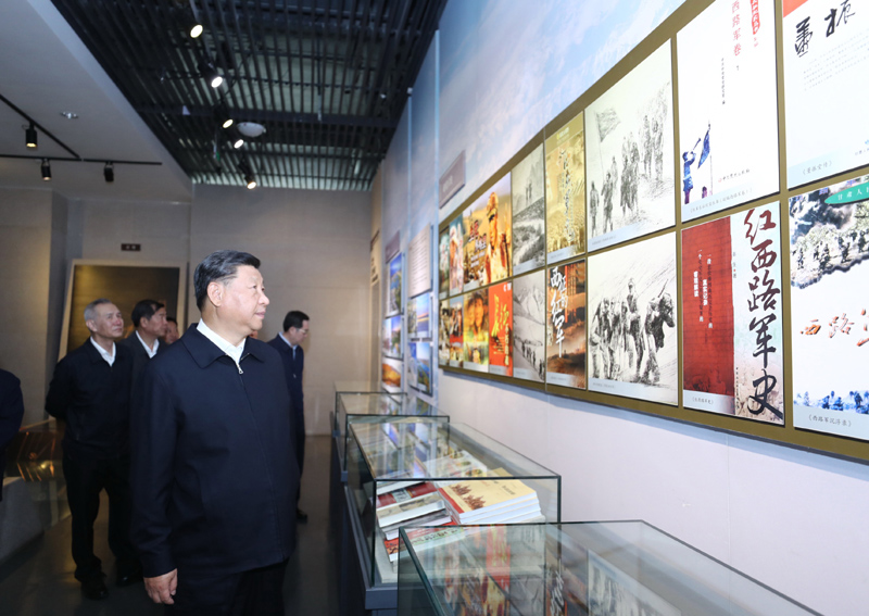 8月19日至22日，中共中央總書記、國家主席、中央軍委主席習近平在甘肅考察。這是20日上午，習近平在張掖市高臺縣參觀中國工農紅軍西路軍紀念館。